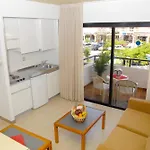 アパートホテル Udalla Park - & 3*