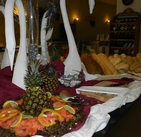 מלון דירות Udalla Park - & 3*